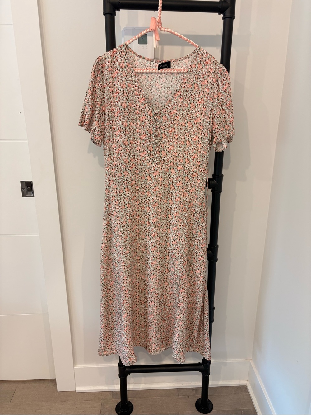 V-Neck Midi Dress in Pink Floral